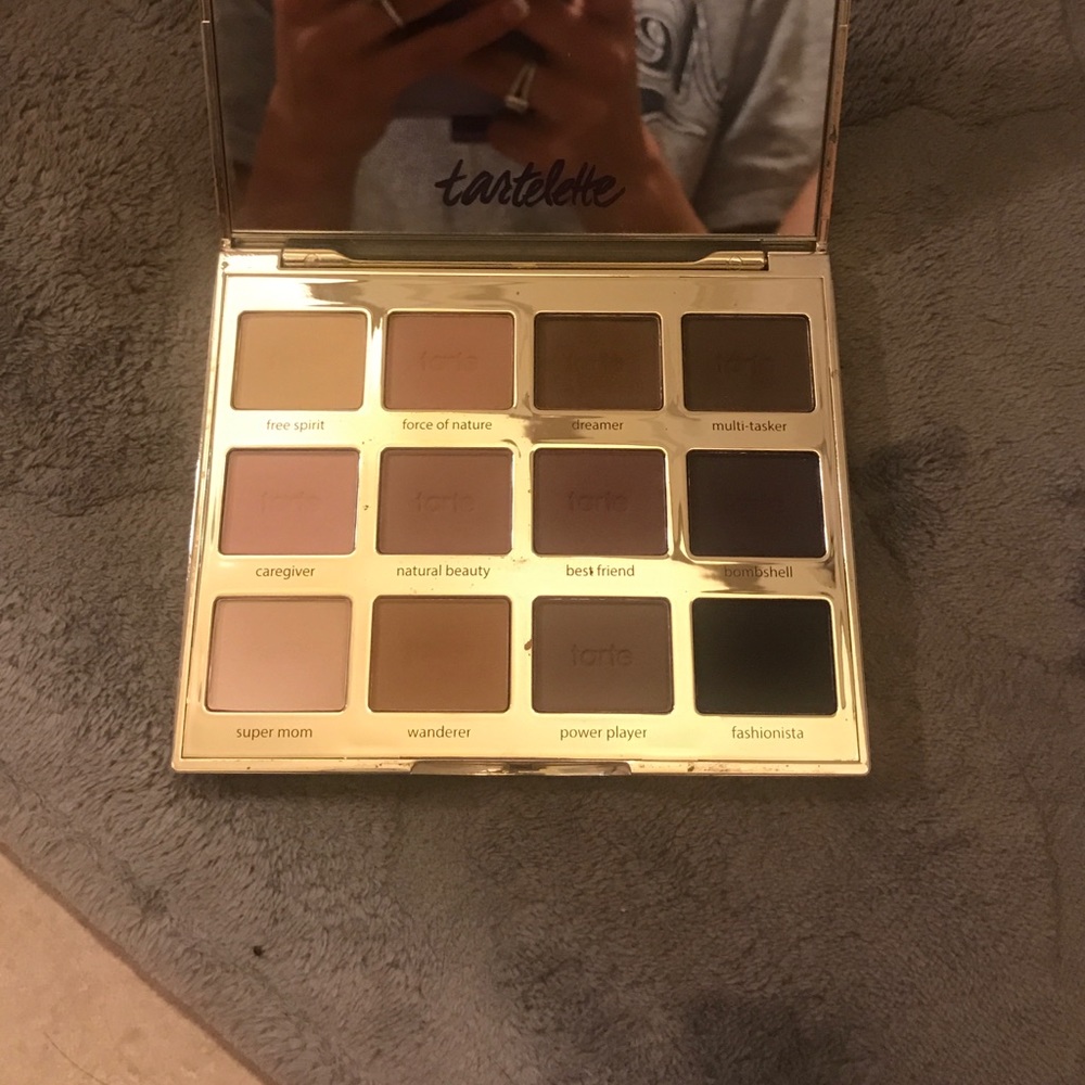 Tarte tartelette eyeshadow palette 💓💓💓